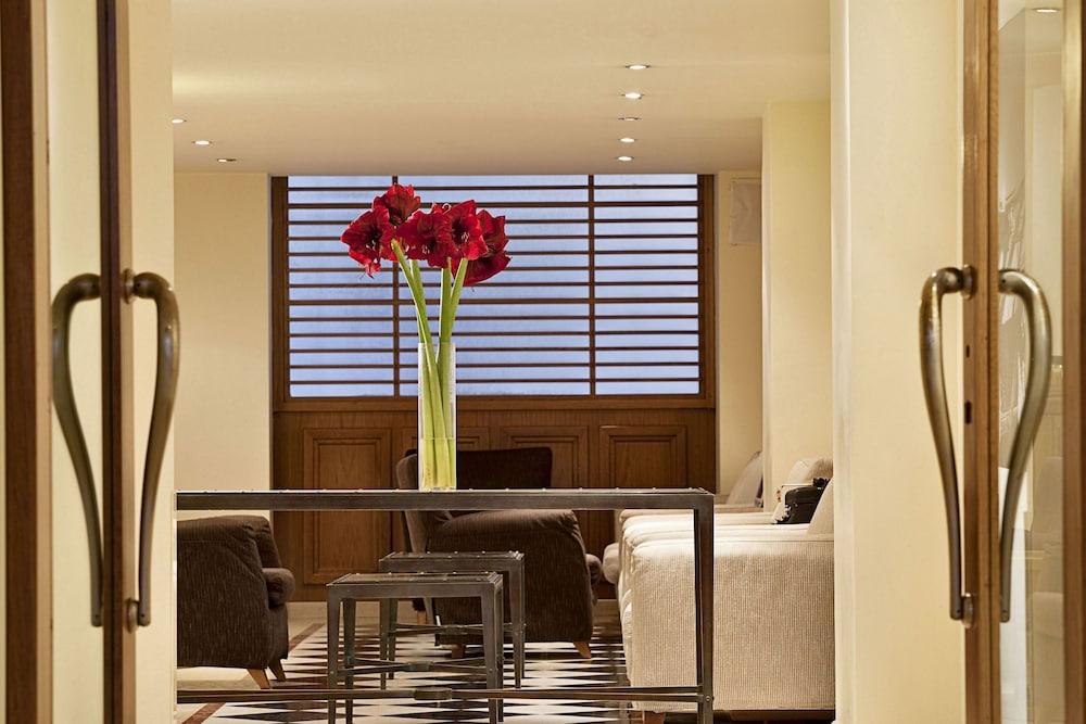 Hotel Achilleas Афины Экстерьер фото